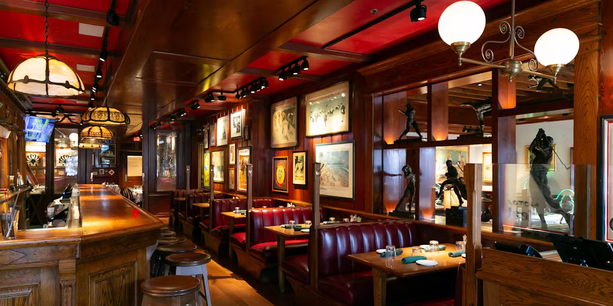 Clydes-gallery-place