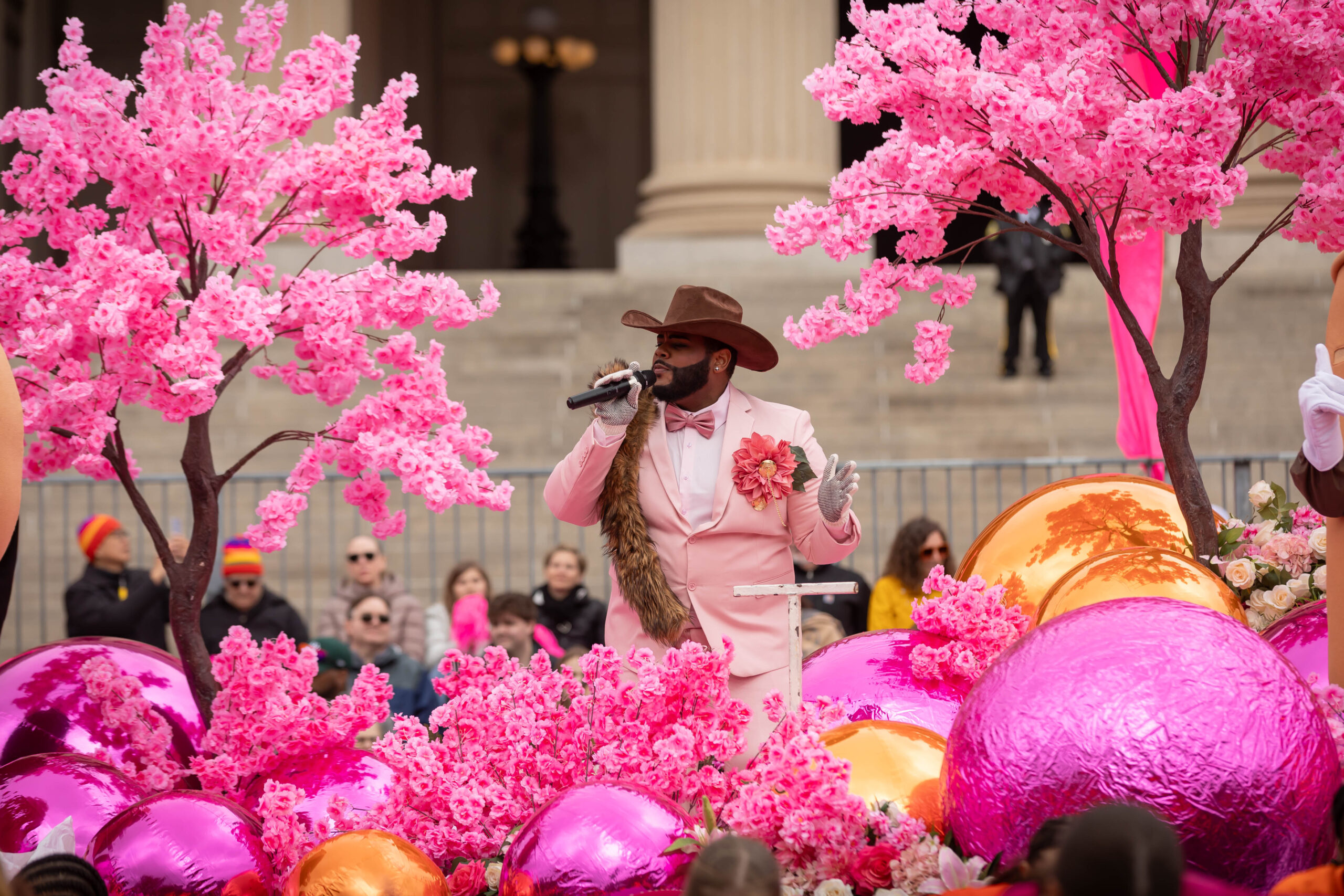 peak-bloom-downtown-dc
