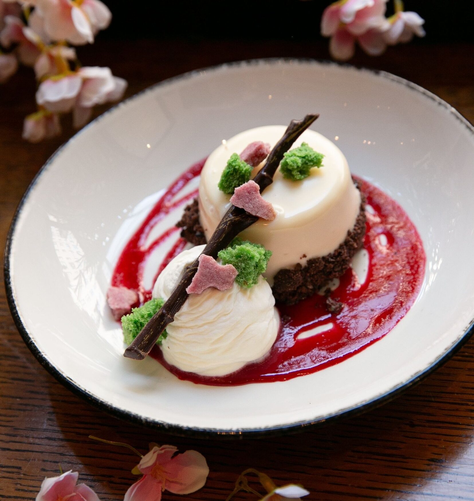 cherry-blossom-where-to-eat-downtown