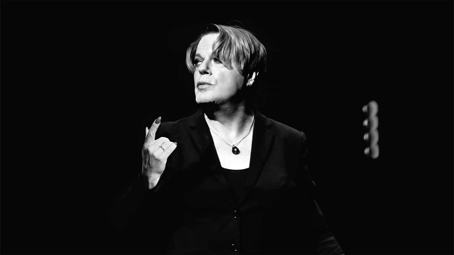 Izzard-hamlet